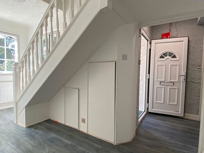 9 Bedroom Detached House To Rent In Brighton Road, Hooley, Coulsdon, CR5