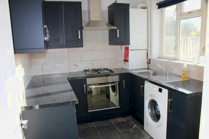 3 Bedroom Terraced House To Rent In Scrattons Terrace, Barking IG11