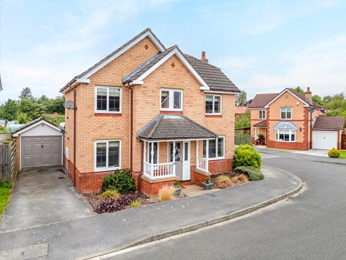 4 Bedroom Detached House For Sale In The Orchard, Bishopthorpe, York, YO23