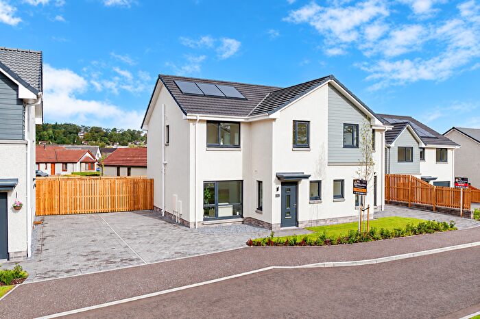 3 Bedroom Semi Detached House For Sale In Linen Court, Balmullo, Fife, KY16
