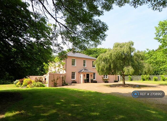 4 Bedroom Detached House To Rent In Oldhouse Lane, Windlesham, GU20