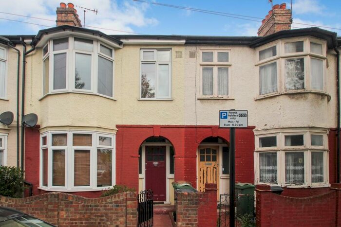 3 Bedroom Terraced House To Rent In Pearcroft Road, Leytonstone, London, E11