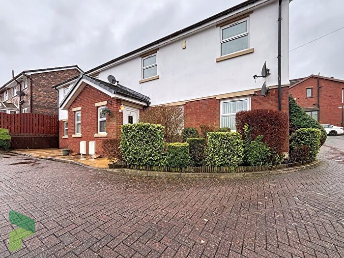 2 Bedroom Flat For Sale In Clemens Court, Earnsdale Road, BB3