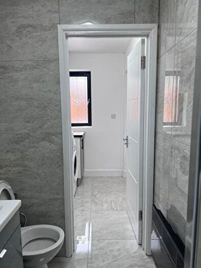 1 Bedroom Flat To Rent In Ilford, IG1