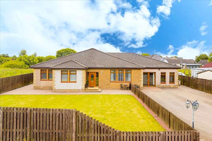 5 Bedroom Bungalow For Sale In Ewington Place, Stoneyburn, EH47