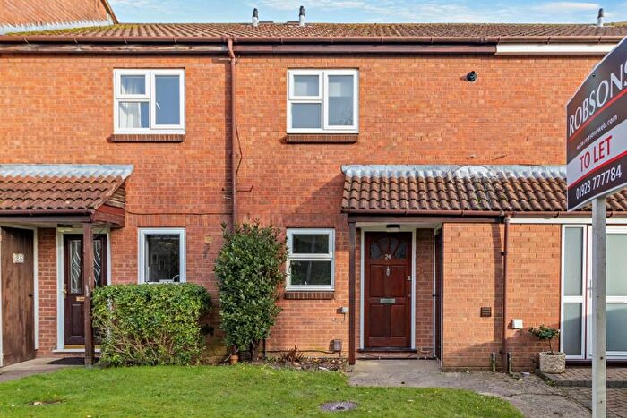 2 Bedroom Property To Rent In Berkeley Close, Abbots Langley, WD5