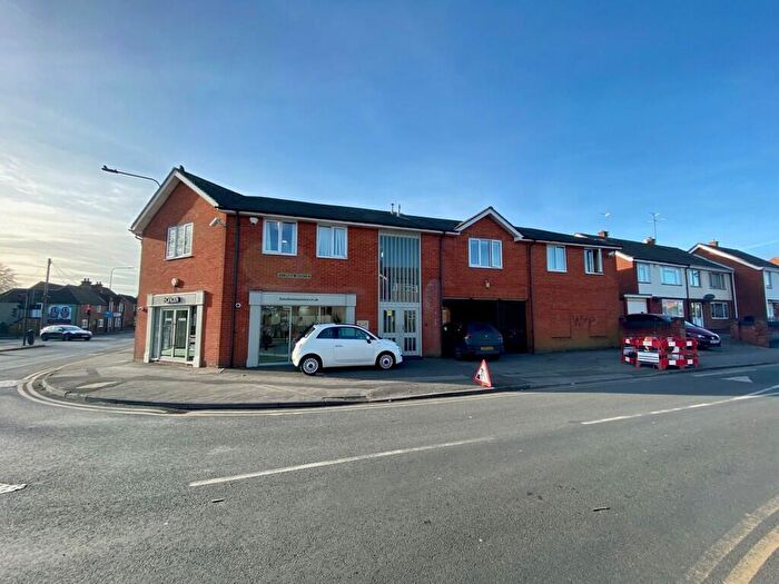 Property For Sale In - Chapel Street, Thatcham, Berkshire, RG18