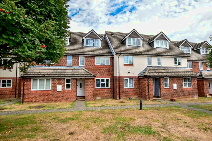 1 Bedroom Apartment To Rent In Derwent Close, Little Chalfont, Buckinghamshire, HP7