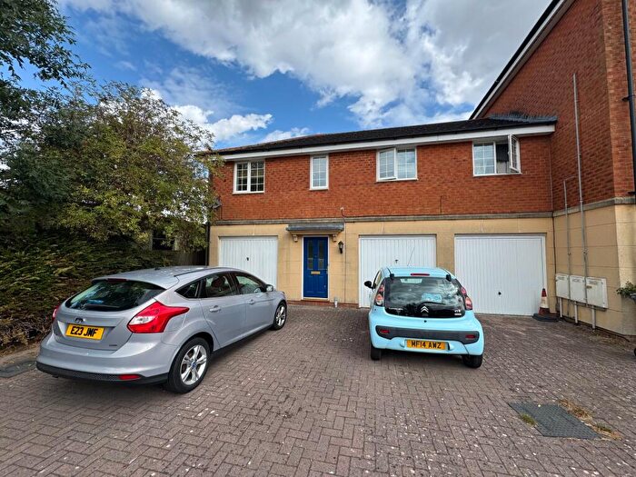 2 Bedroom Coach House To Rent In Old School Court, Swindon, SN3