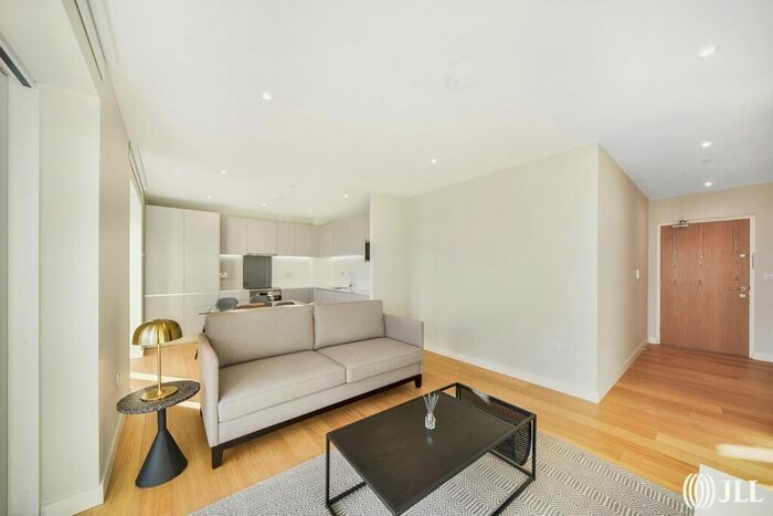 1 Bedroom Flat To Rent In Hale, Ferry Lane, London N17