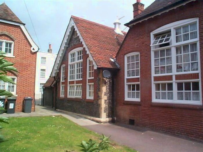1 Bedroom Flat To Rent In London Road, Canterbury, CT2