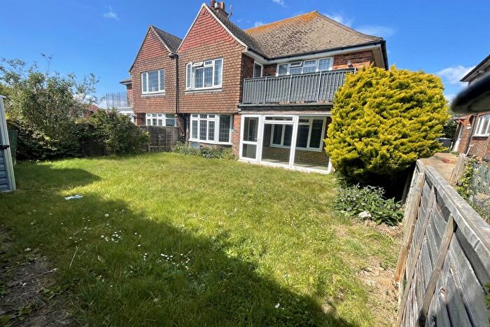 2 Bedroom Apartment To Rent In Manor Court, Sutton Avenue, BN25