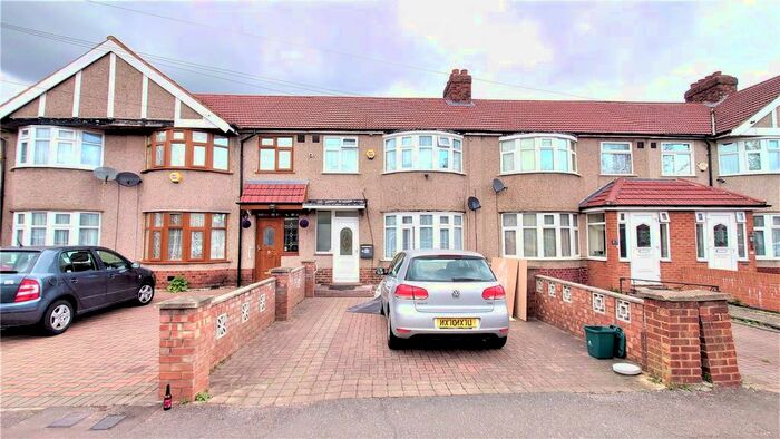 3 Bedroom Terraced House To Rent In Bourne Avenue, Hayes, Greater London, UB3