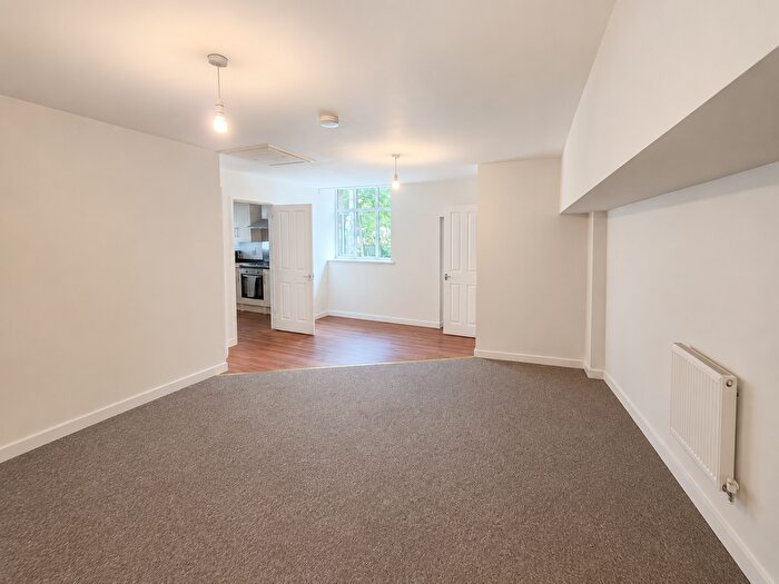 1 Bedroom Flat To Rent In Fraser House, BA4