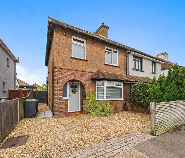 3 Bedroom Semi-detached House For Sale In Mardale Road, Worthing, BN13