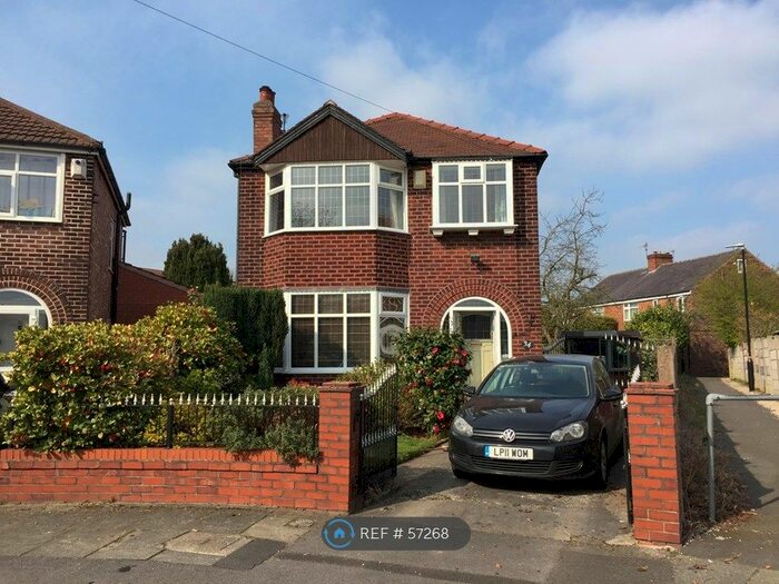 3 Bedroom Detached House To Rent In Haslemere Road, Urmston, Manchester, M41
