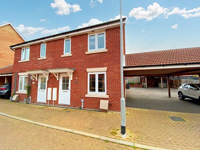 3 Bedroom Semi Detached House To Rent In Costessey, NR8