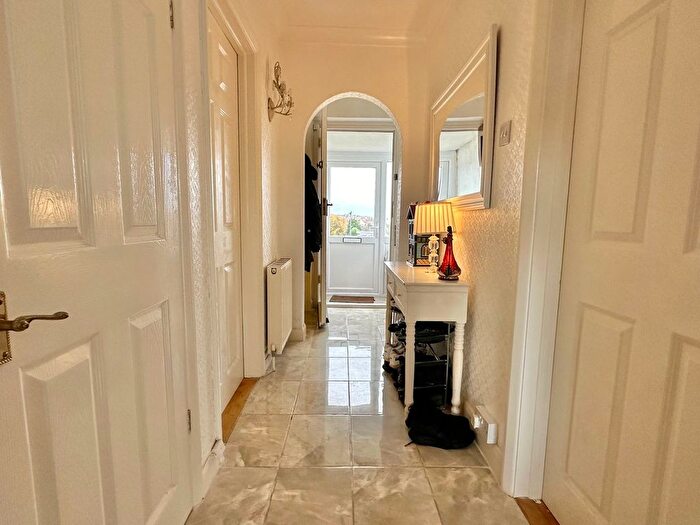 2 Bedroom Detached Bungalow For Sale In York Road, Bexhill-On-Sea, TN40