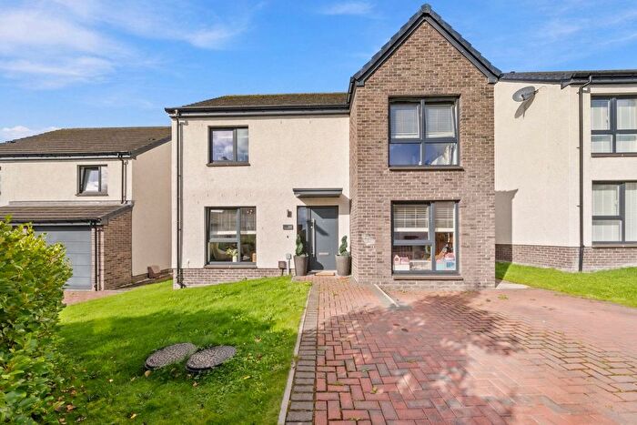 4 Bedroom Detached House For Sale In Old College View, Sauchie, Alloa, FK10