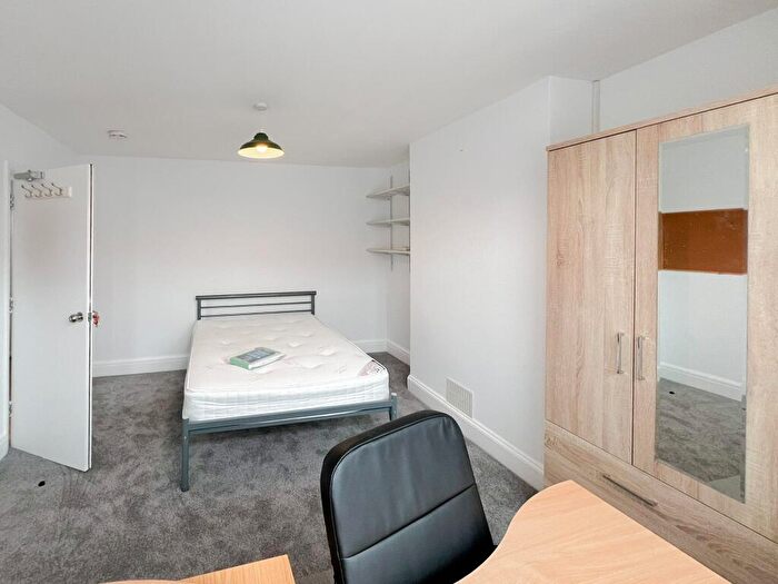 5 Bedroom Terraced House To Rent In Ninth Avenue, Horfield, Bristol, BS7