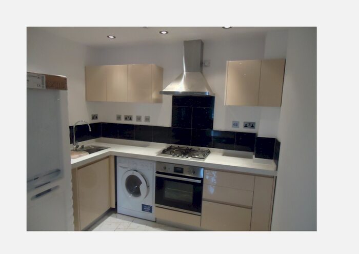 1 Bedroom Flat To Rent In Osterley Park Road, Southall, UB2