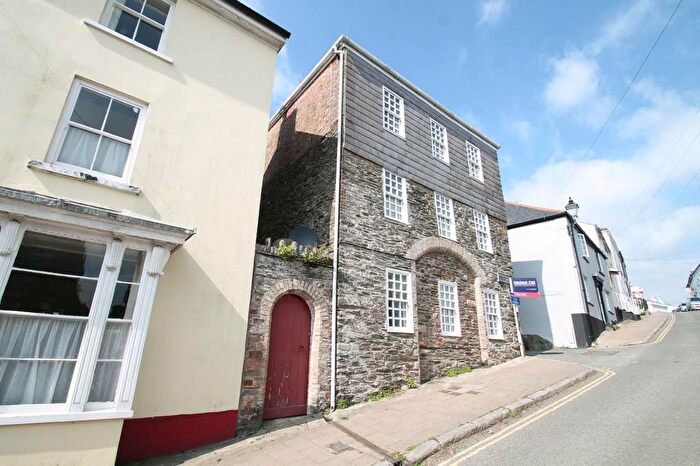 2 Bedroom Apartment To Rent In Flat The Old Tannery, PL21
