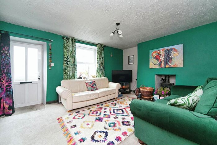2 Bedroom End Of Terrace House For Sale In High Street, Bethesda, Bangor, Gwynedd, LL57
