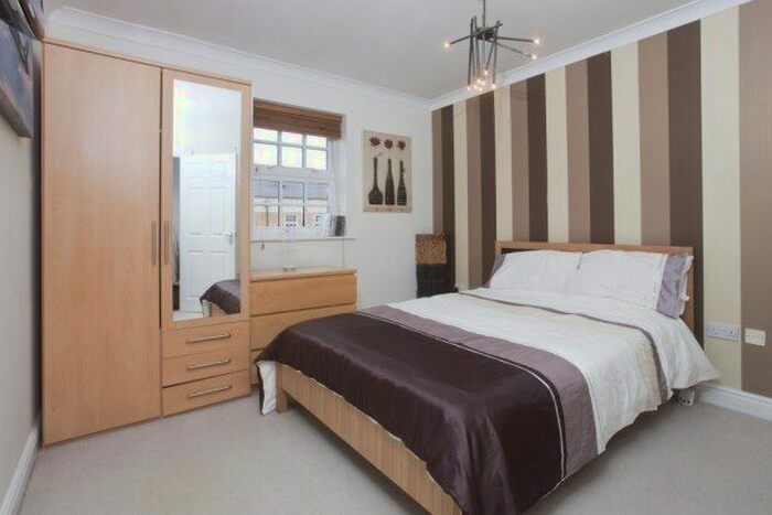 2 Bedroom Flat To Rent In Phoenix Boulevard, York, YO26