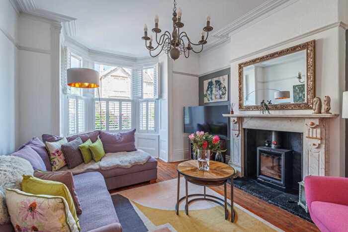 6 Bedroom Semi-Detached House For Sale In Gerard Road, Weston-super-mare, BS23