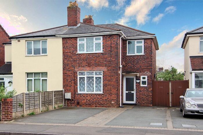 3 Bedroom Semi-Detached House To Rent In Bridge Cross Road, Chase Terrace, Burntwood, WS7