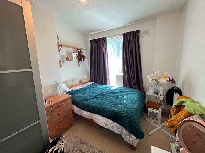 2 Bedroom Apartment To Rent In Redmires Court, Eccles New Road, Salford, M5