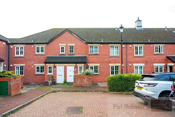 2 Bedroom Apartment To Rent In The Ropery, St Peters Basin, Newcastle Upon Tyne, NE6