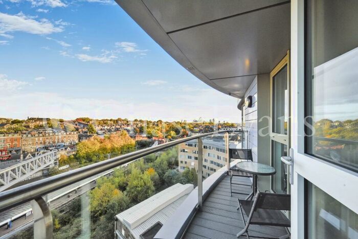 1 Bedroom Flat To Rent In Queensland Road, Islington, London, N7