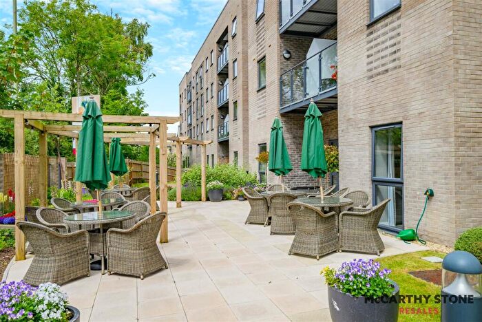 1 Bedroom Apartment For Sale In Gilbert Place, Lowry Way, Swindon, WIltshire, SN3