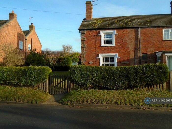 2 Bedroom Semi-Detached House To Rent In Rothwell, Caistor, LN7