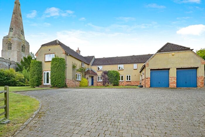 5 Bedroom Detached House For Sale In Church Lane, Brington, Huntingdon, PE28