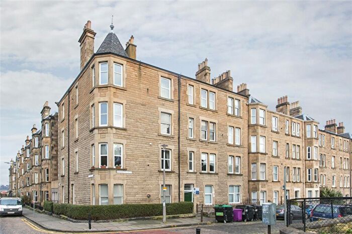 1 Bedroom Flat To Rent In Merchiston Grove, Edinburgh, EH11