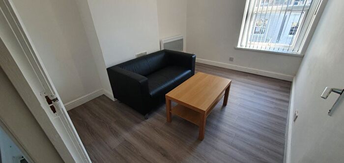 1 Bedroom Flat To Rent In Cathays Terrace, Cathays, Cardiff, CF24