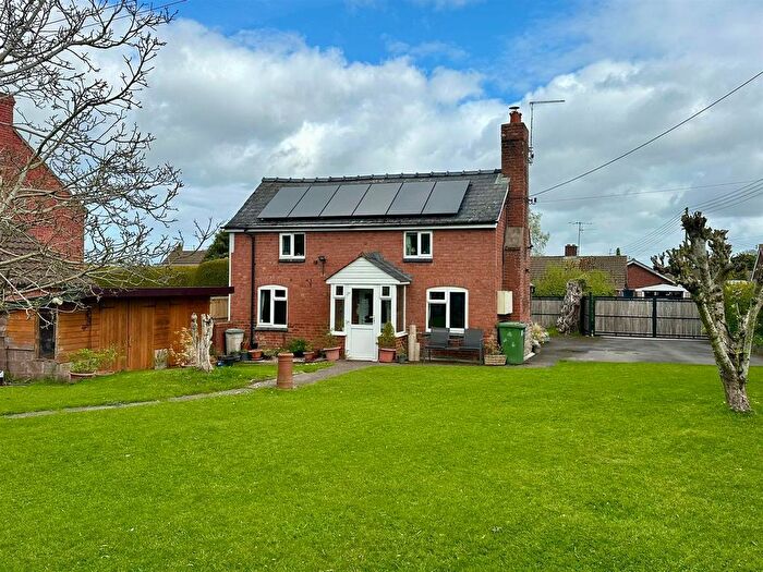 3 Bedroom Cottage For Sale In Poplar Road, Hereford, HR2
