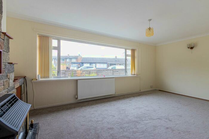 3 Bedroom House To Rent In Castle Drive, , Dinas, CF64