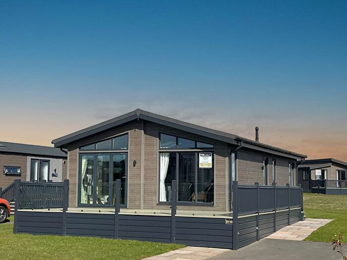 2 Bedroom Mobile Home For Sale In Ullswater Heights Holiday Home And Lodge Park Silver Howe, Newbiggin, Penrith, CA11