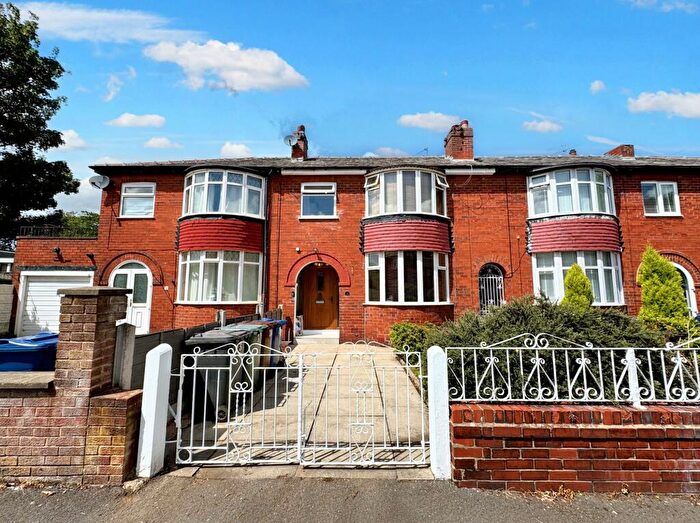 3 Bedroom Terraced House For Sale In Mayfair Avenue, Whitefield, M45