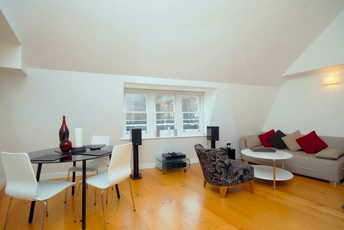 1 Bedroom Apartment To Rent In Whitecross Street, EC1Y