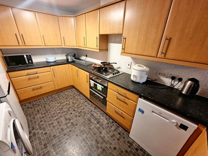 Studio To Rent In Thacker Way, NR5