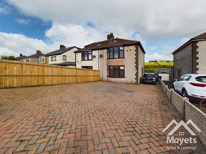 3 Bedroom Semi-Detached House To Rent In Ramsgreave Drive, Blackburn, BB1