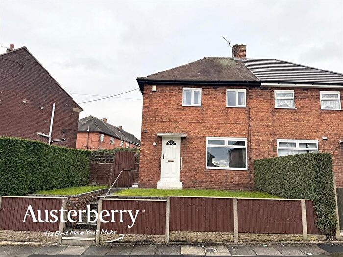 2 Bedroom Semi-Detached House For Sale In Plainfield Grove, Stoke-On-Trent, ST2