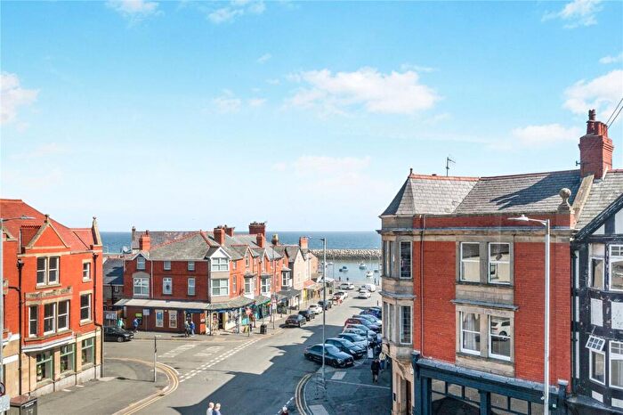 2 Bedroom Flat For Sale In Rhos Road, Rhos On Sea, Colwyn Bay, Conwy, LL28