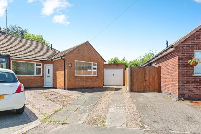 2 Bedroom Bungalow For Sale In Saxon Dale, Glen Parva, Leicester, Leicestershire, LE2