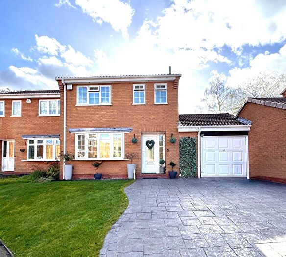 3 Bedroom Semi Detached House For Sale In Bradgate Drive, Four Oaks, Sutton Coldfield, B74