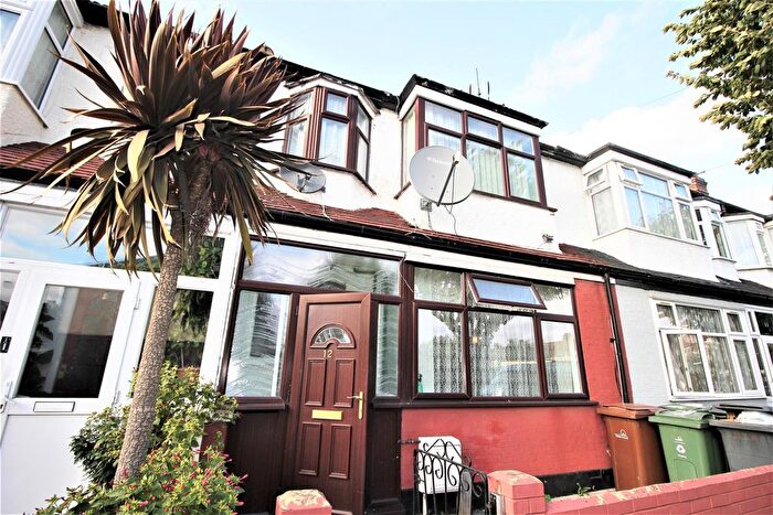 4 Bedroom Terraced House To Rent In Overton Road, London, E10